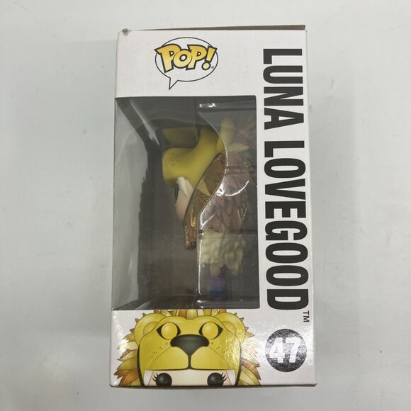 Funko Pop! Luna Lovegood with Lion Head Vinyl Bobble Toy Figure #47 - Picture 4 of 8